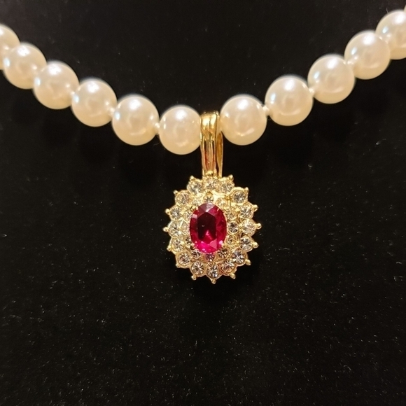 Vintage Roman Necklace Enhancer Pendant Faux Ruby & Pearls Lovely Pretty - Picture 3 of 6